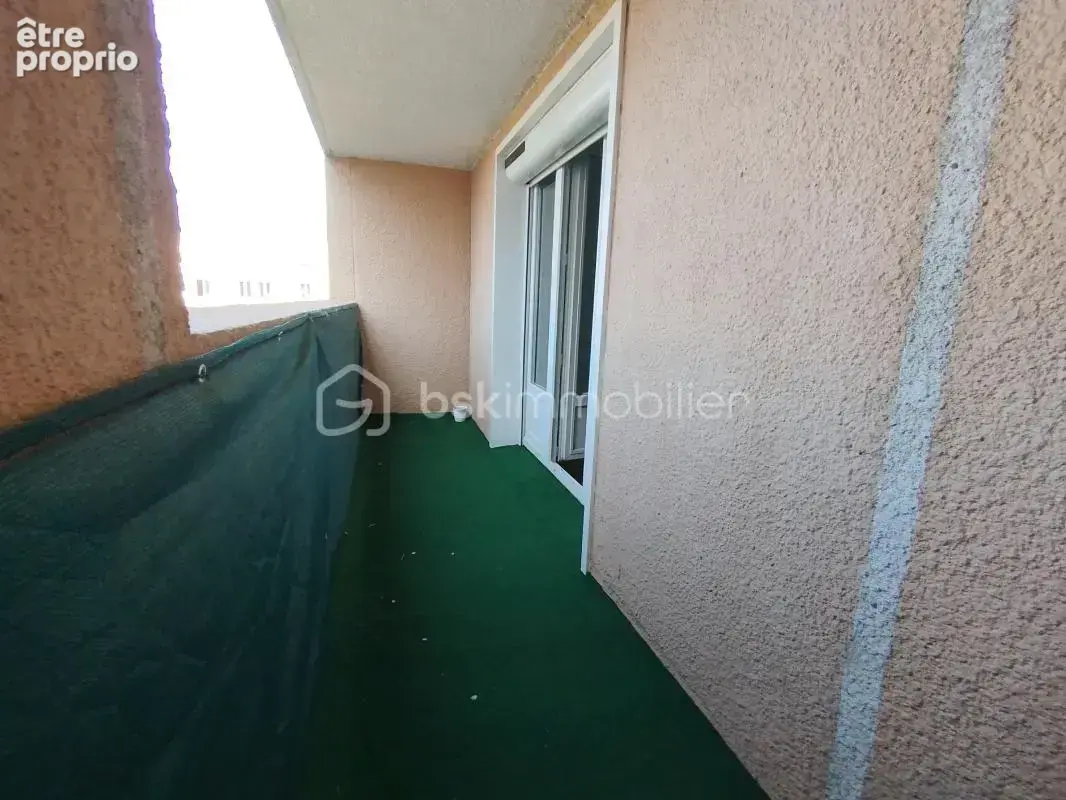Appartement 3 pièces avec balcon, place de parking et cave, proche RER A Champs-sur-Marne - photo 5