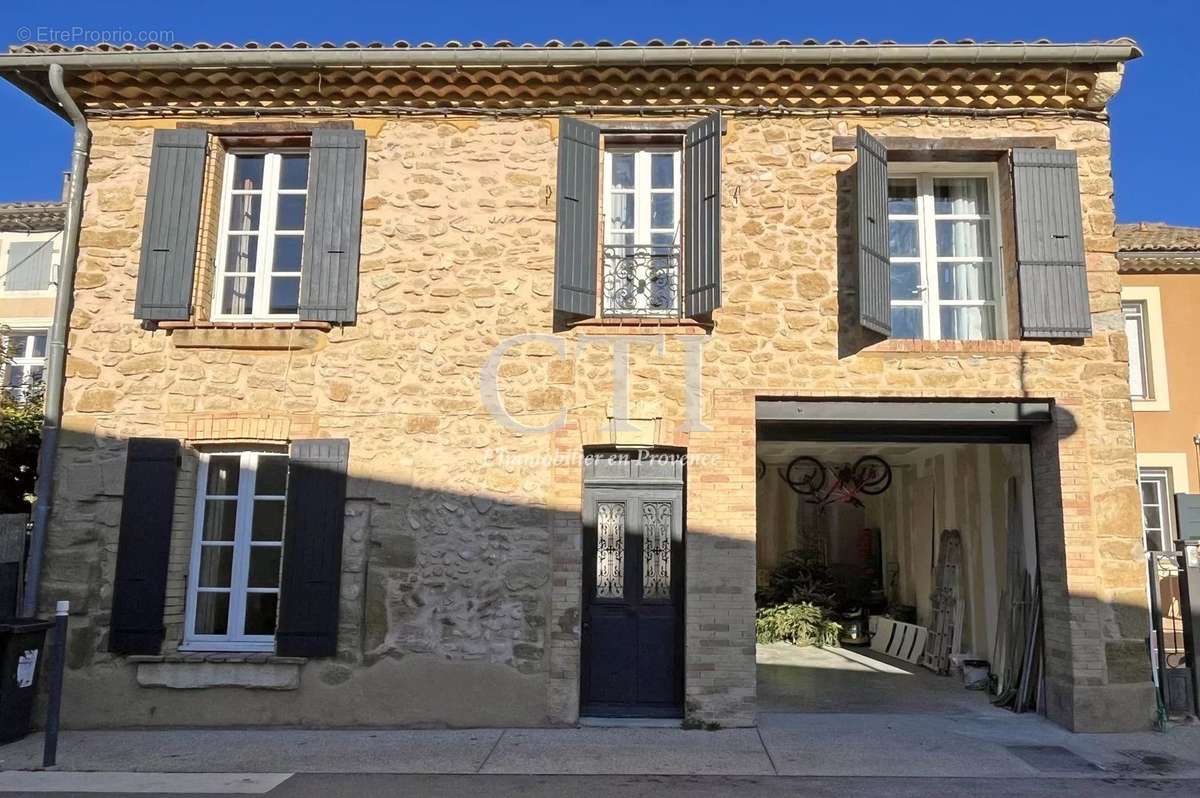 Maison à VAISON-LA-ROMAINE