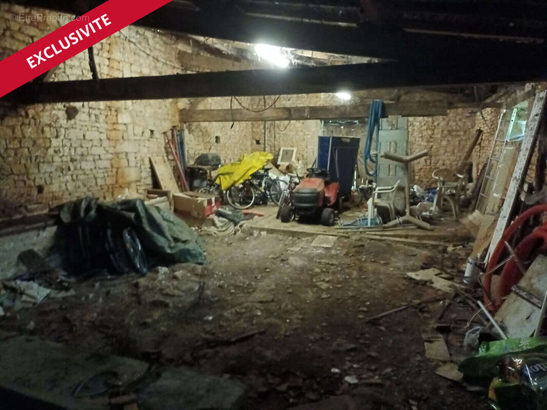 Maison 220m² à valence-en-poitou - photo 18