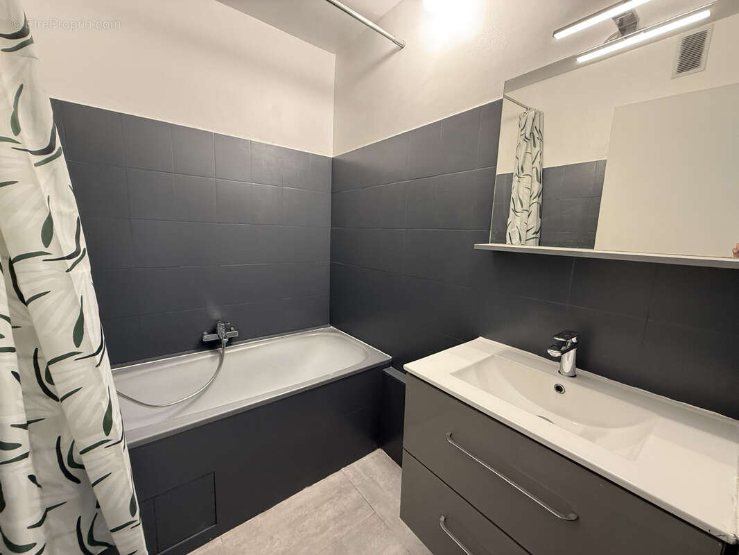 Appartement à MARSEILLE-10E