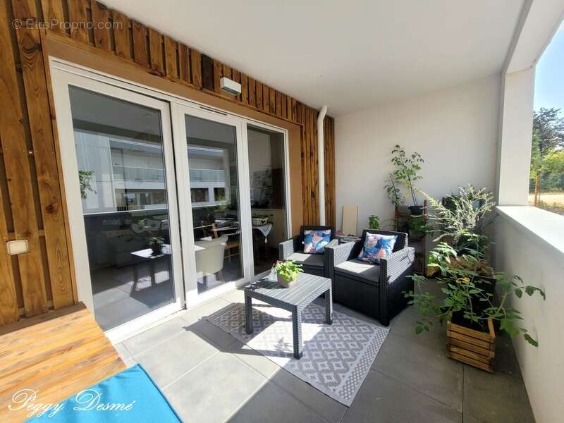 Appartement à vendre 3 pièces LA ROCHELLE (17) - 2 chambres, Terrasse, Place de parking privative - photo 11