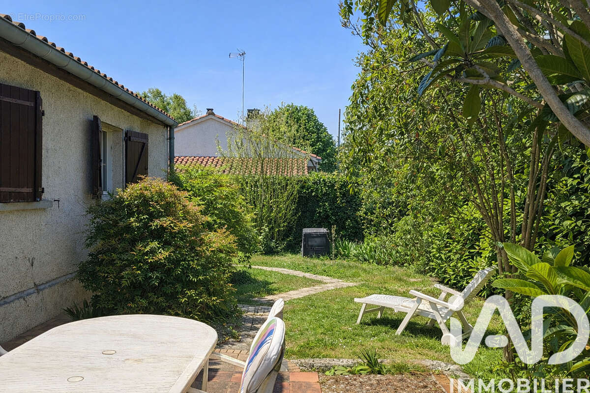 Photo 2 - Maison à ESCALQUENS