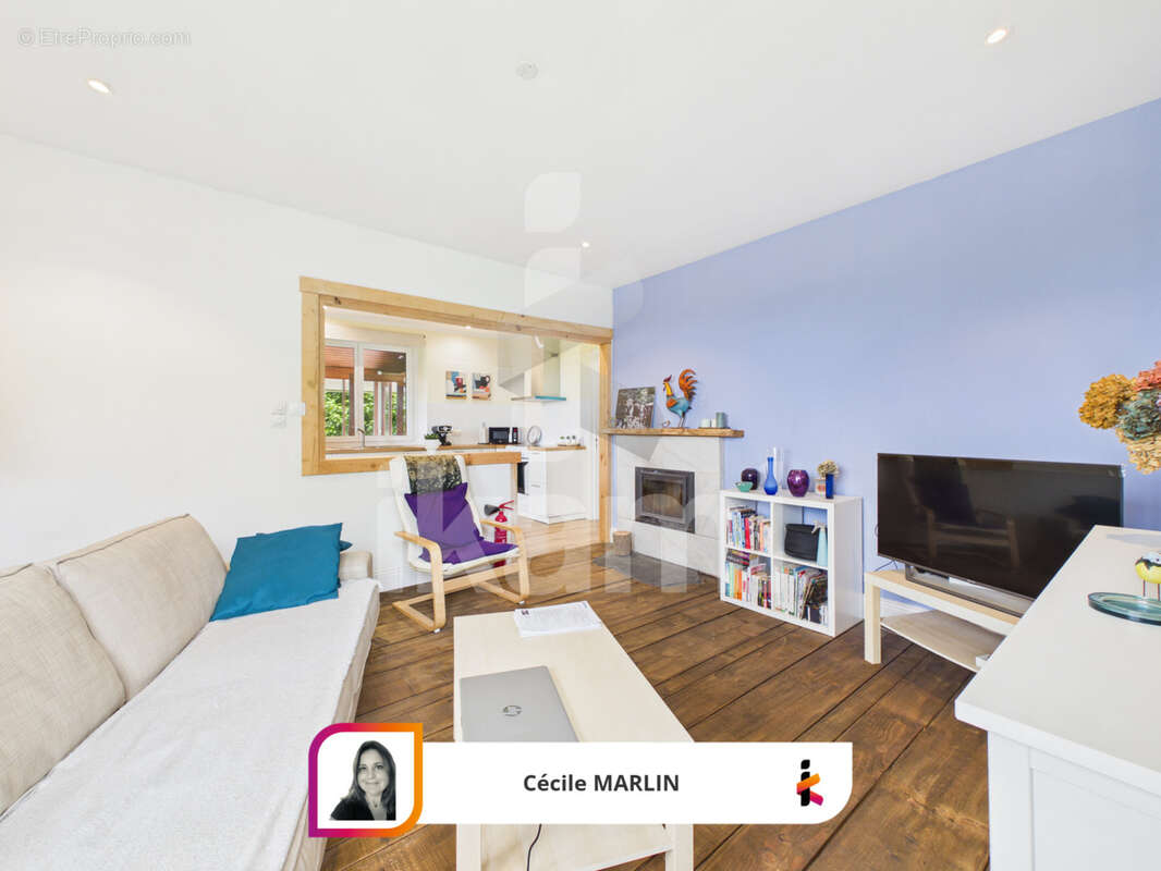 Maison de caractère avec maison indépendante, vue dominante et revenu locatif - photo 5