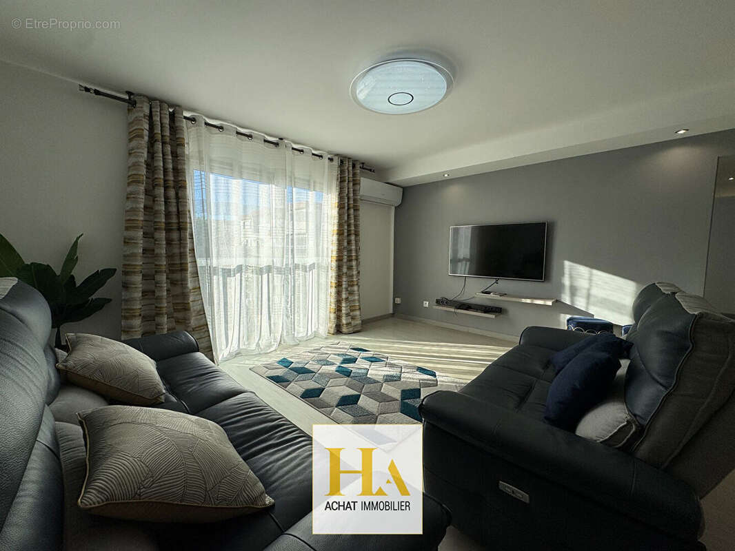 Appartement à SAINT-DENIS