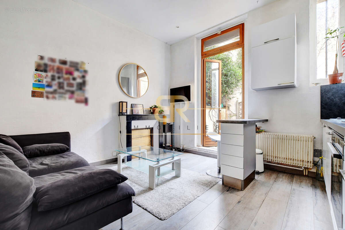 Appartement à PARIS-12E