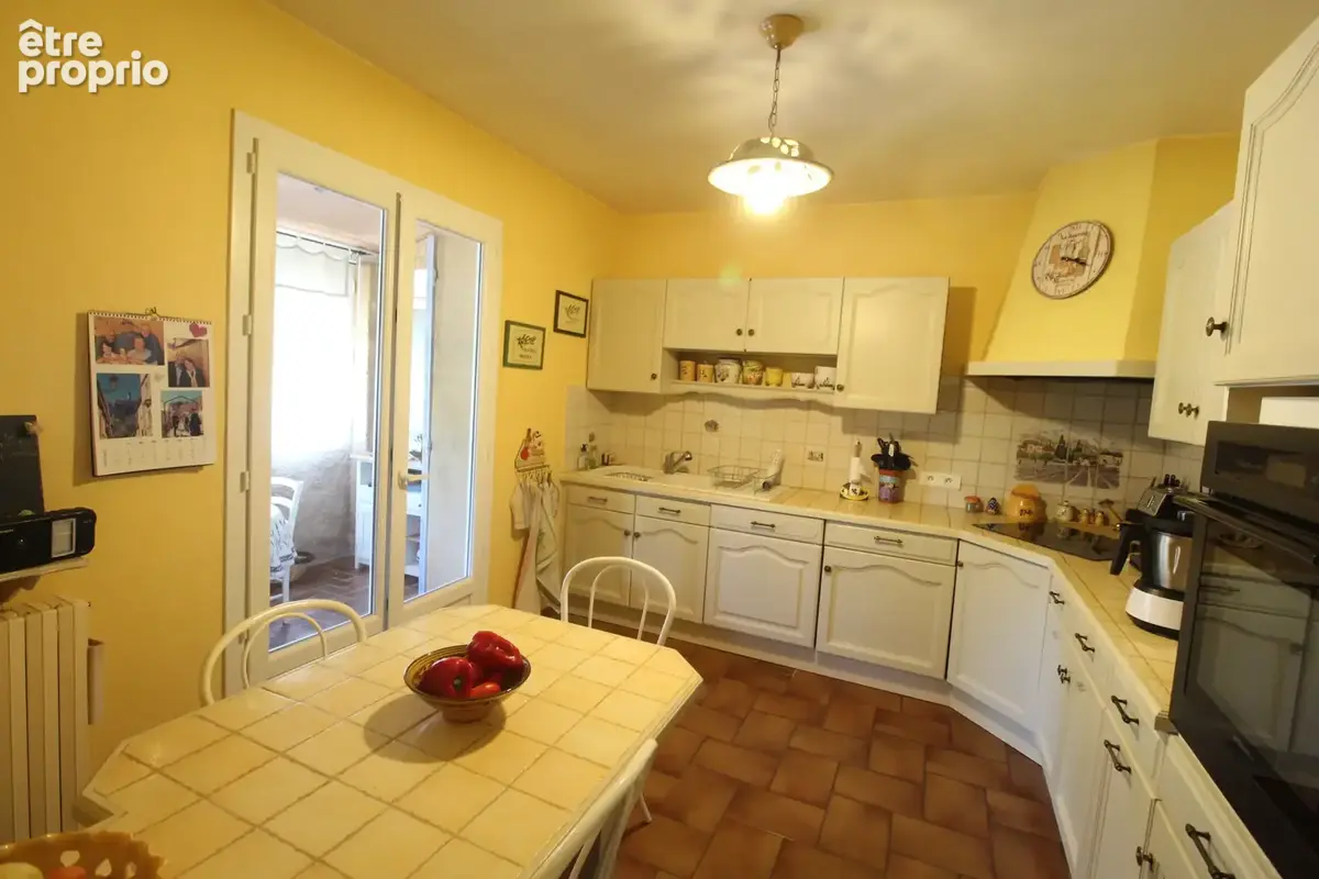 A vendre à Gargas spacieuse avec deux appartements et piscine - photo 24