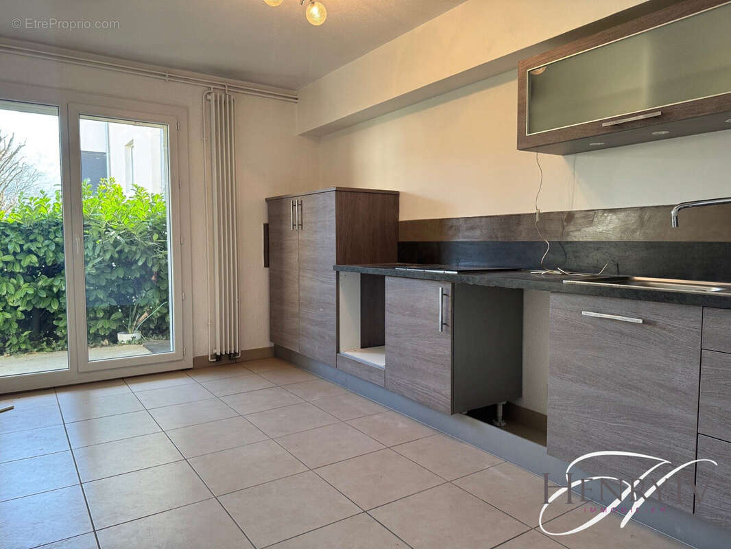 Appartement à SAINT-ISMIER