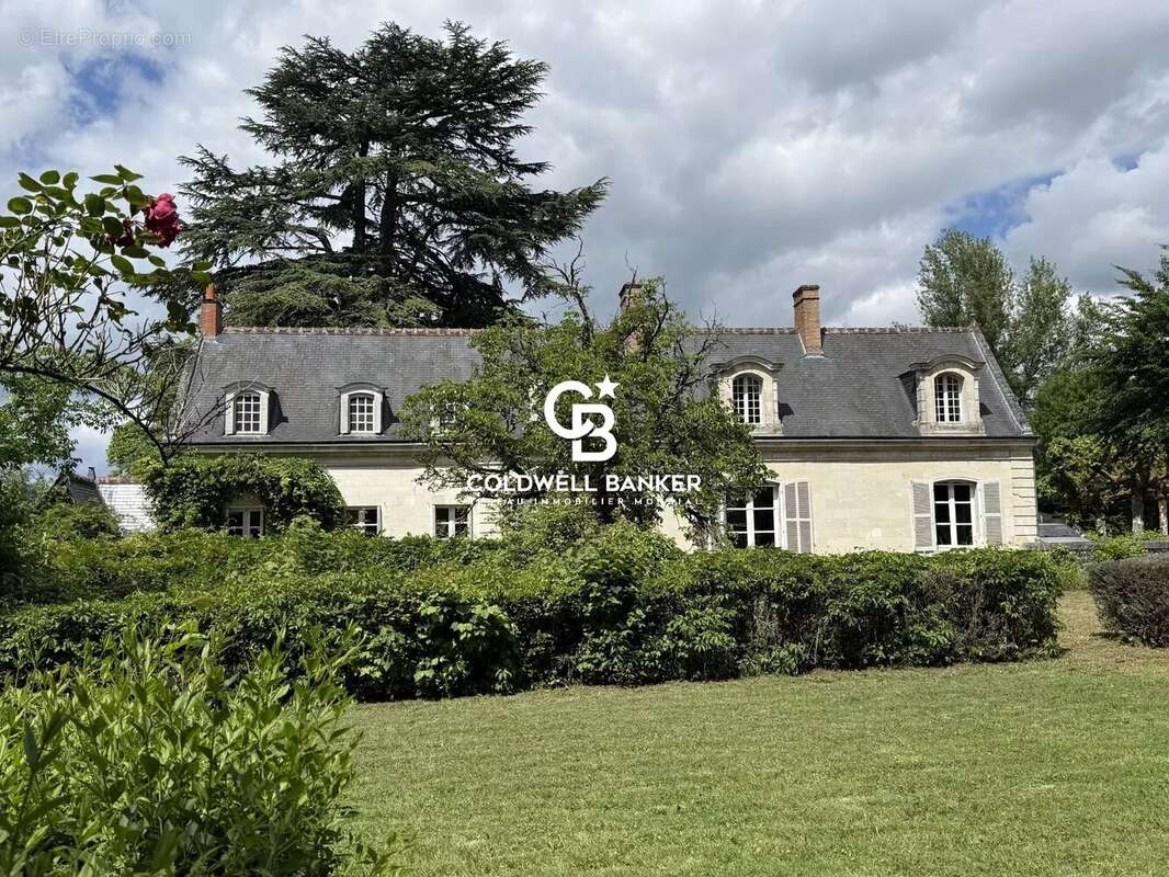 Maison à SAINT-CYR-SUR-LOIRE