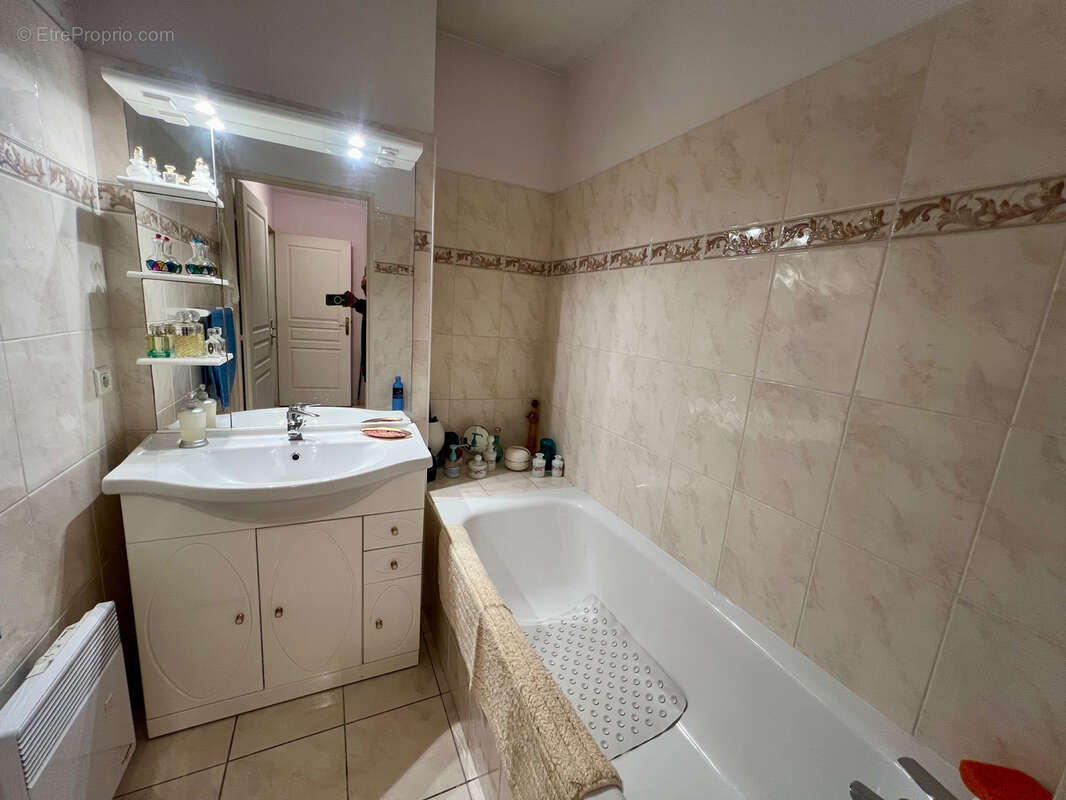 Appartement à MORANGIS