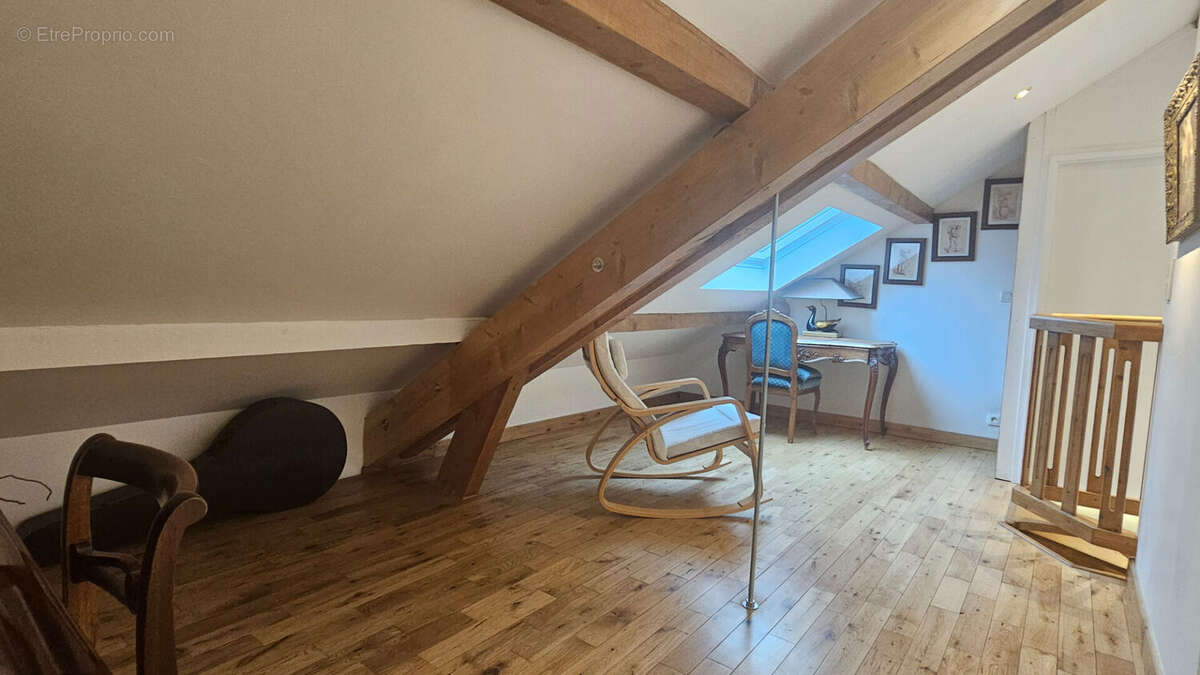 Maison à DOUVAINE