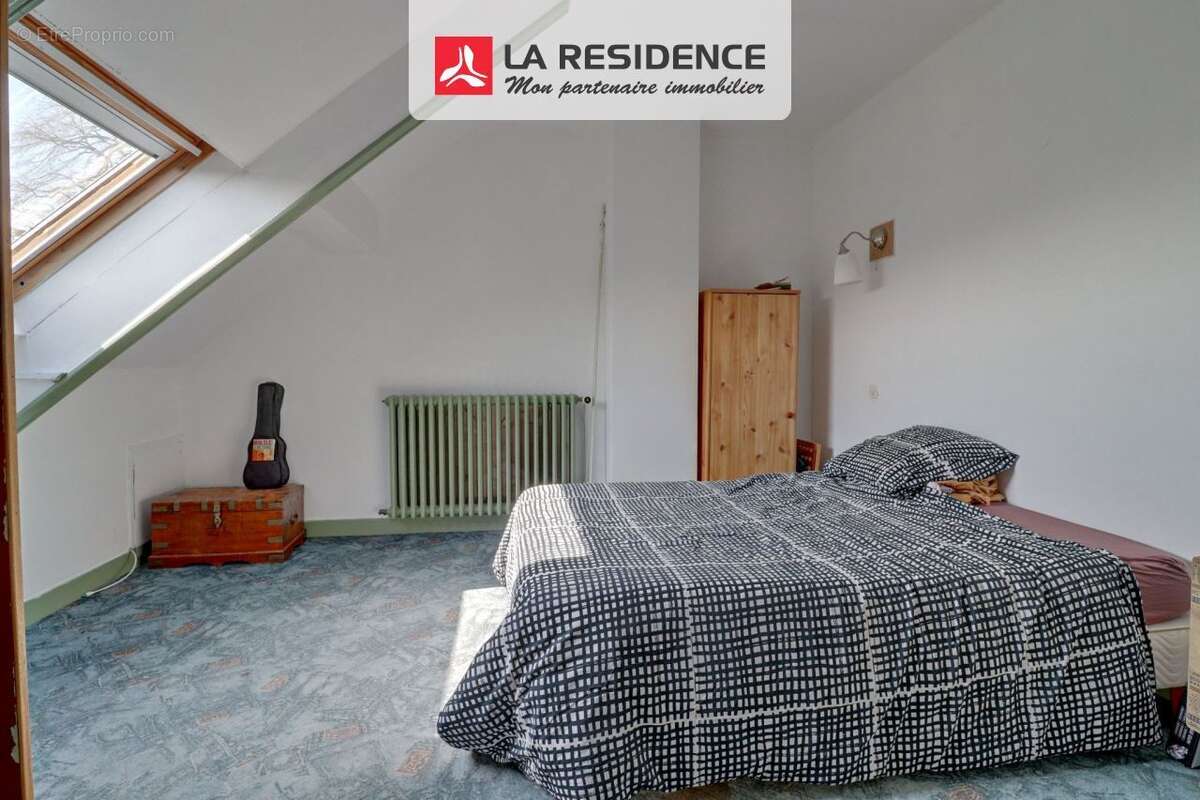 Maison à MARCHEZAIS