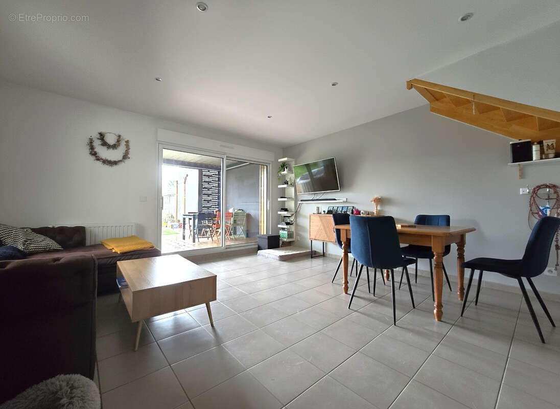 Maison à BOUGUENAIS