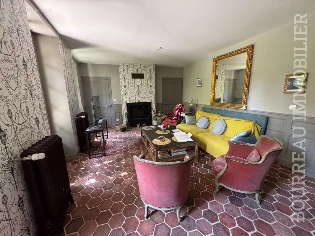 Maison à CEZY