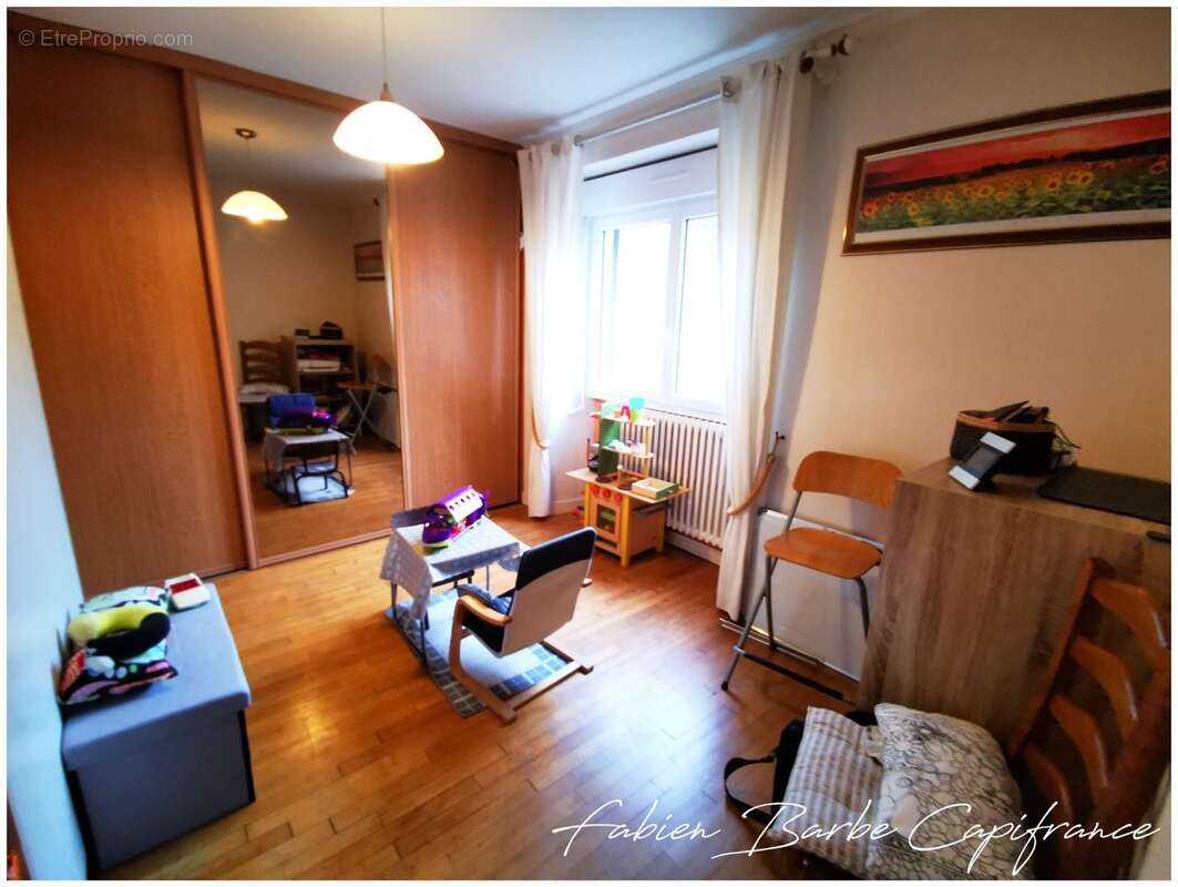 À vendre – Charmante longère en pierre avec dépendance à MERNEL (proche Guer & Brocéliande) - photo 9