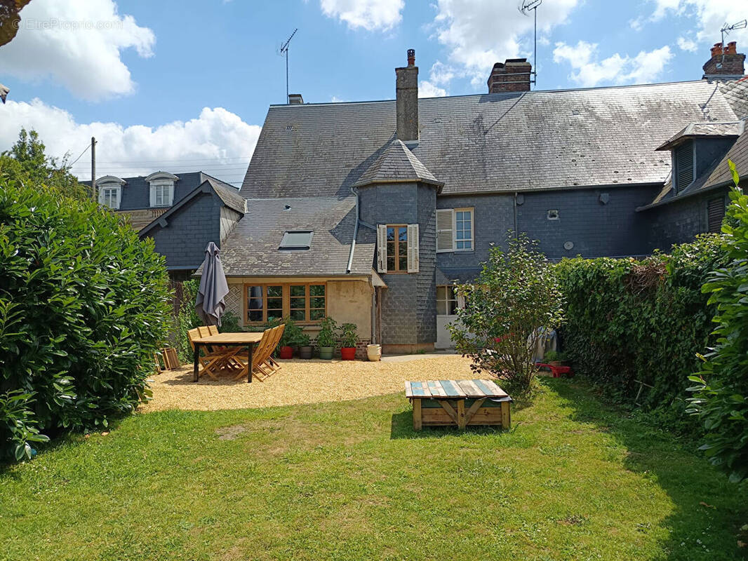 Maison à PONT-L'EVEQUE