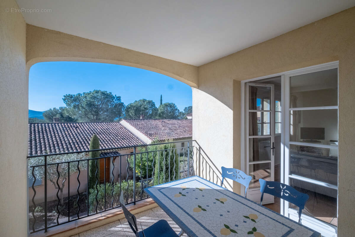 Appartement à LA MOTTE