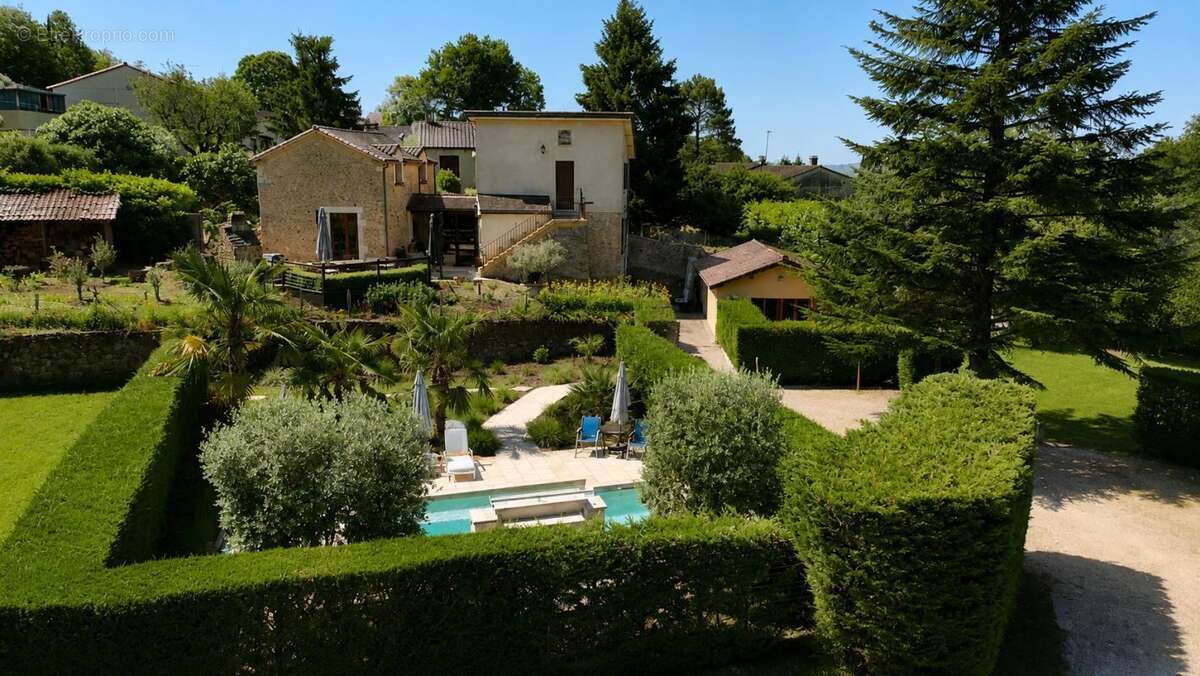 Maison à SARLAT-LA-CANEDA