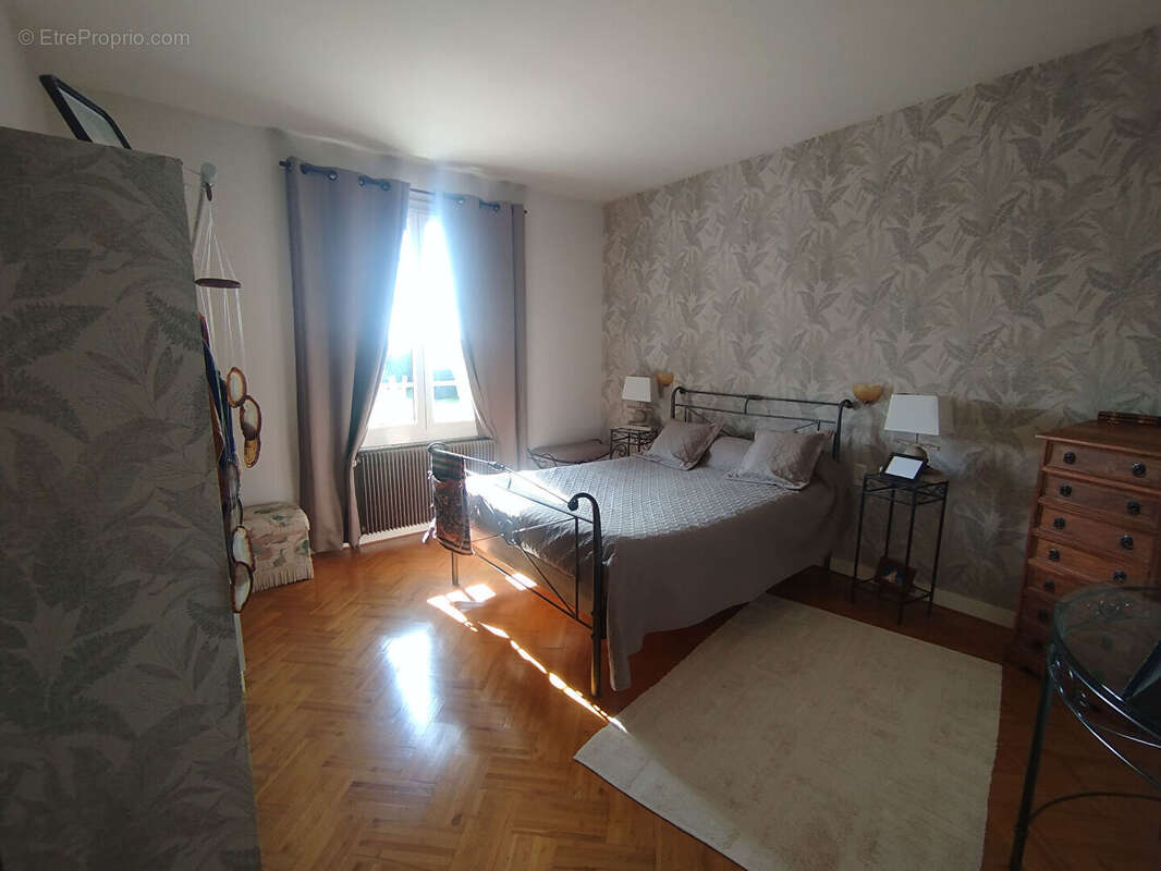 Maison à SAINT-CALAIS