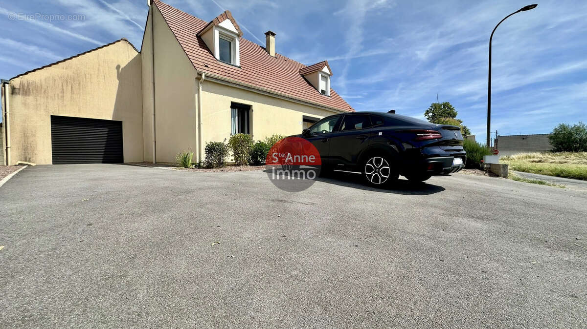 Maison à WAVIGNIES