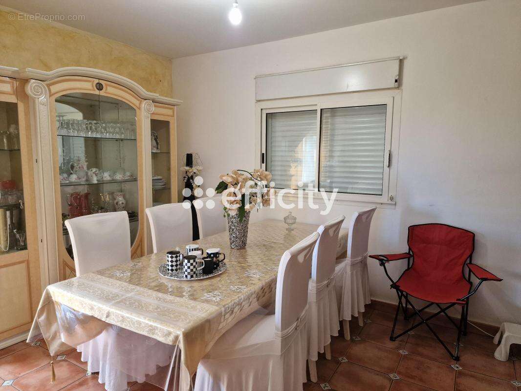 Maison à SAINT-DENIS