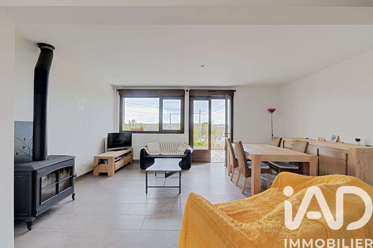 Photo 2 - Maison à THORIGNY-SUR-MARNE