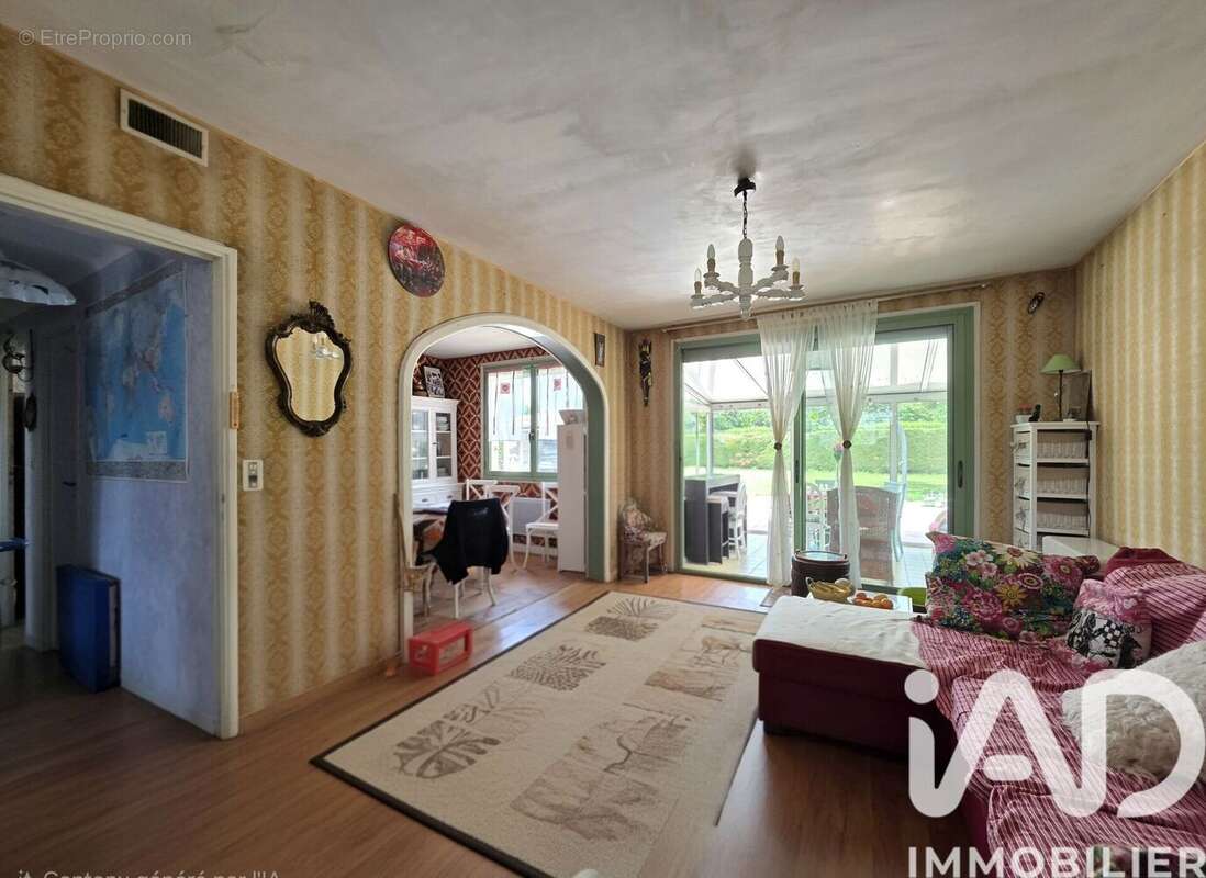 Maison 81 m² à Lavergne  - photo 6