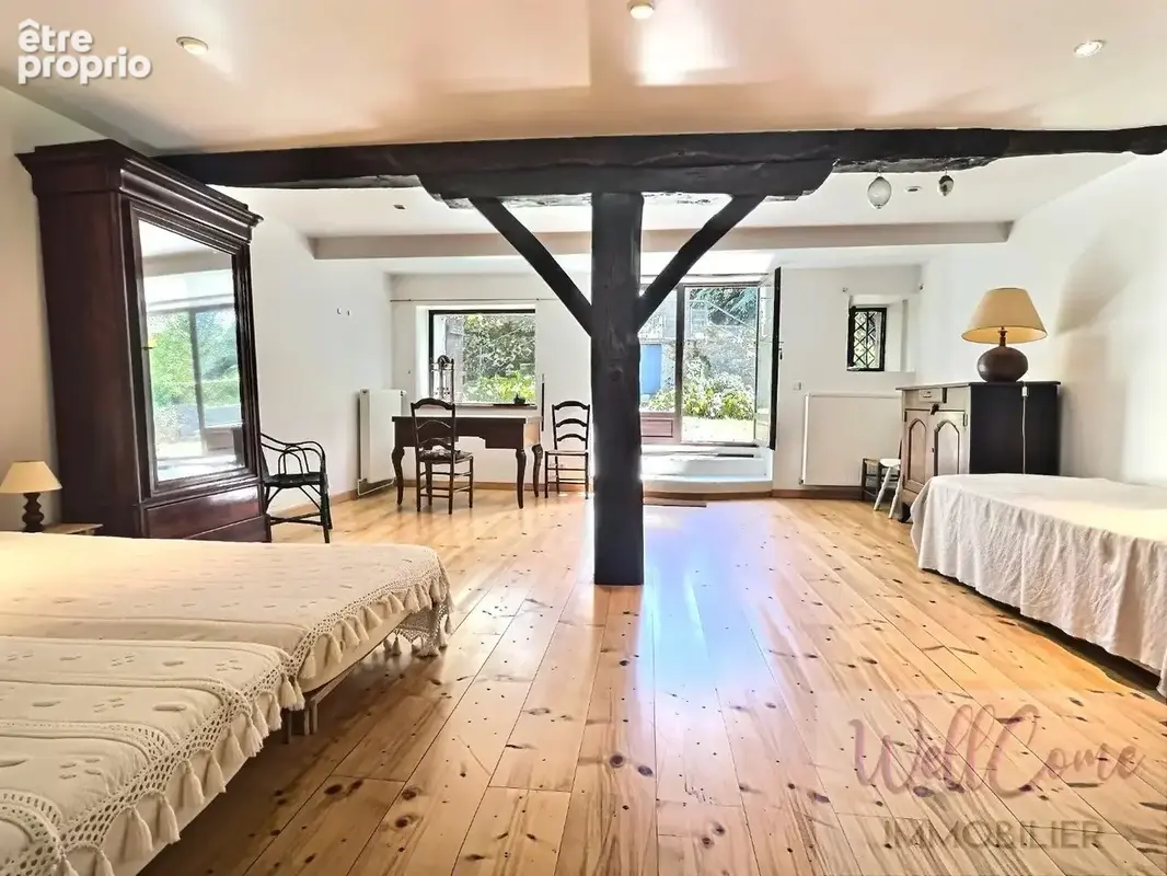Propriété avec 2 maisons et dépendances sur 6 Ha de terrain arboré proche Challes - photo 11