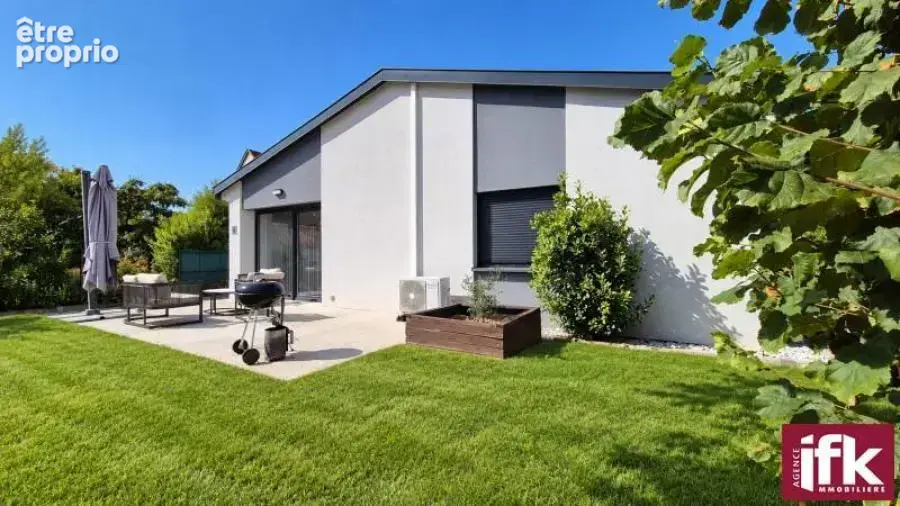 Horbourg-Wihr : Maison de plain-pied de 115 m² avec 4 chambres et garage - photo 20