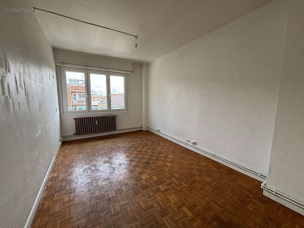 DUNKERQUE Centre - appt F5 (3ch) - garage - photo 5