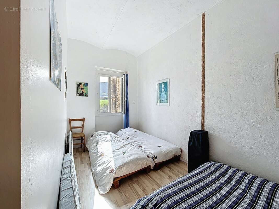 Maison à SAINT-MARTIN-SUR-LAVEZON