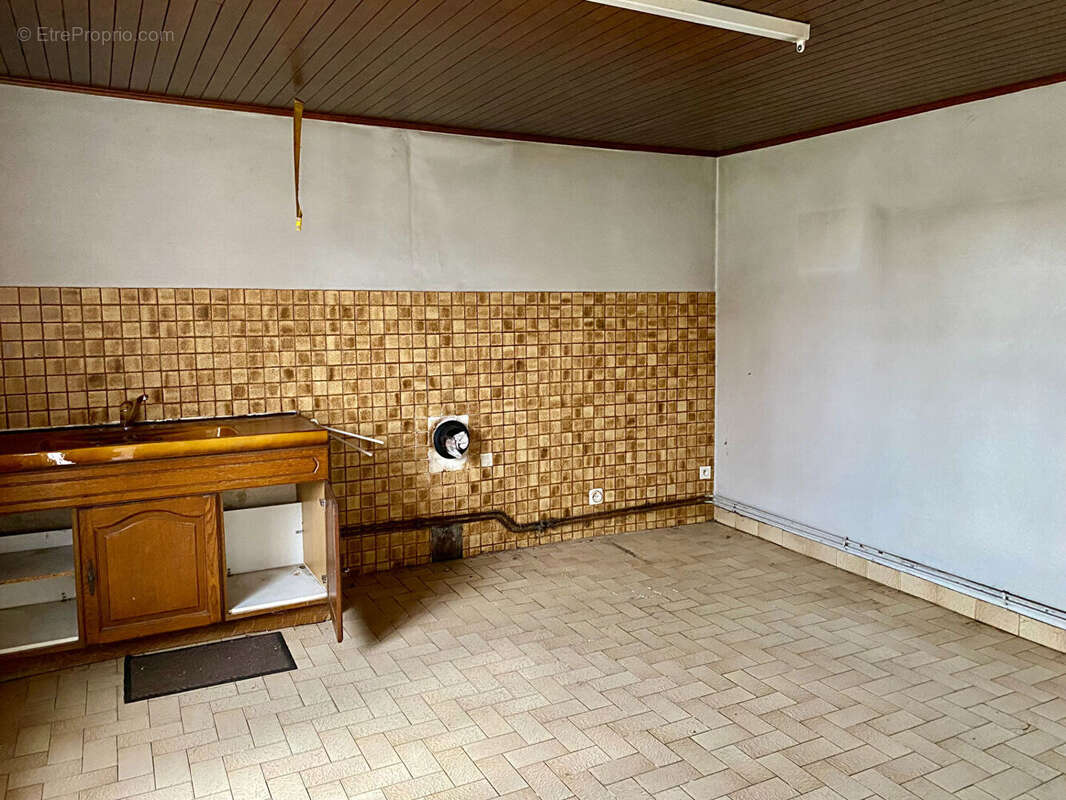 Maison à ESSERTENNE