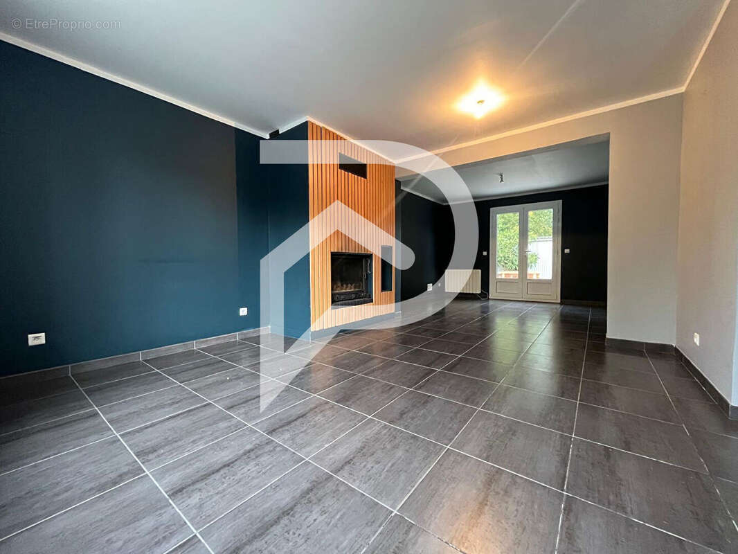 Maison à SAINT-VRAIN