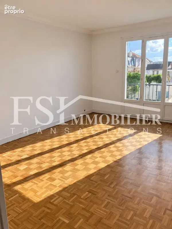 Appartement à BEAUCHAMP