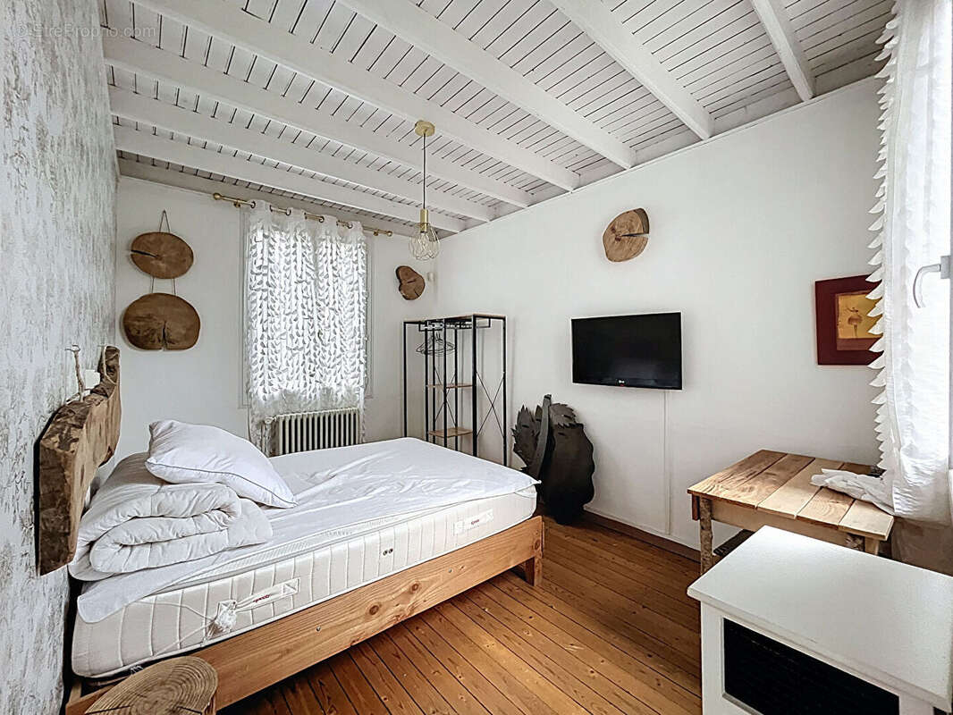 Maison à SAINT-MICHEL-SUR-ORGE