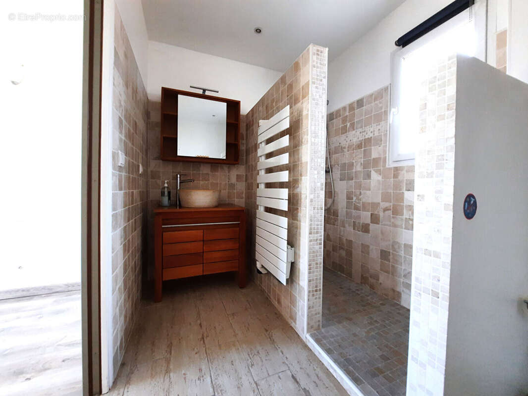 Maison à VILLENEUVE-LES-MAGUELONE