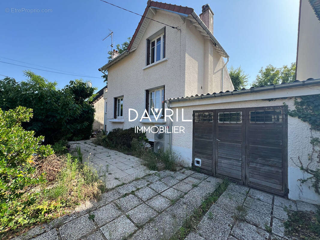 Maison à CONFLANS-SAINTE-HONORINE