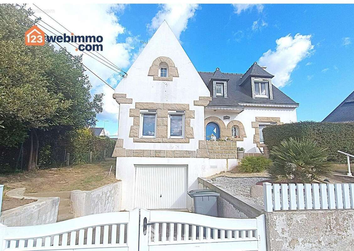 Maison à CHATELAUDREN