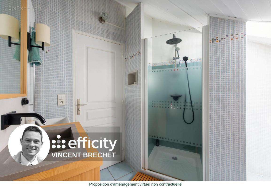 Maison à CRUSEILLES