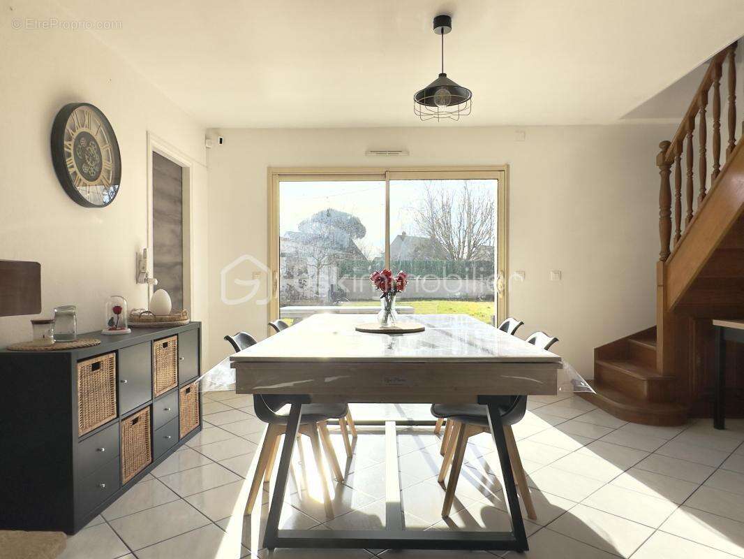 Maison à GUIBEVILLE