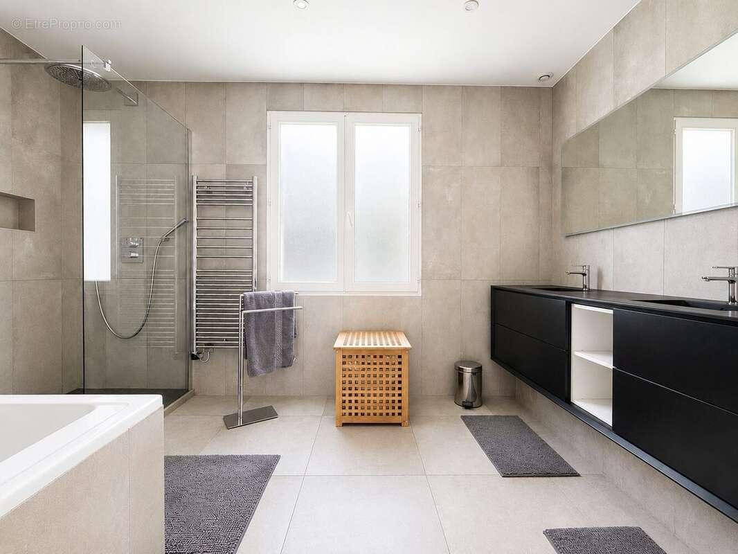 Maison à HOUILLES