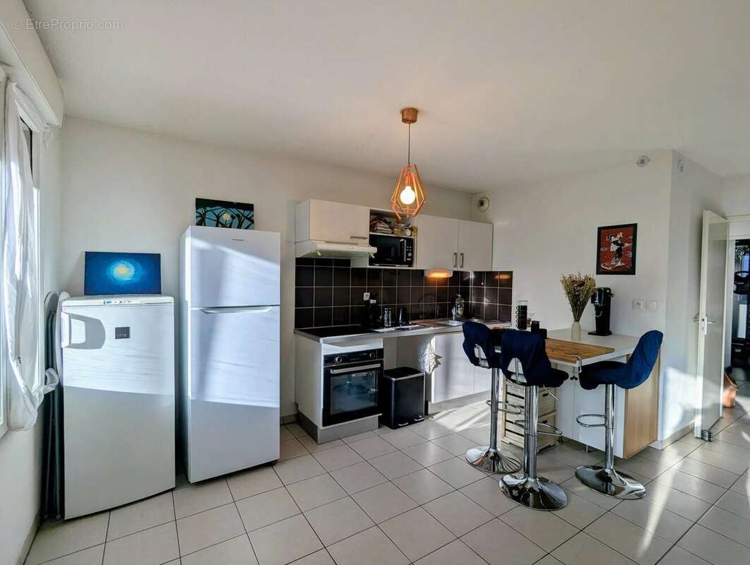 Appartement à BEAUZELLE