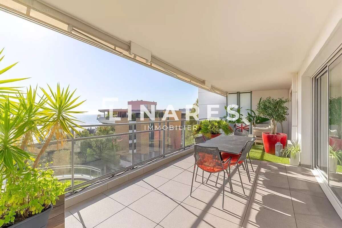 Appartement à MARSEILLE-7E