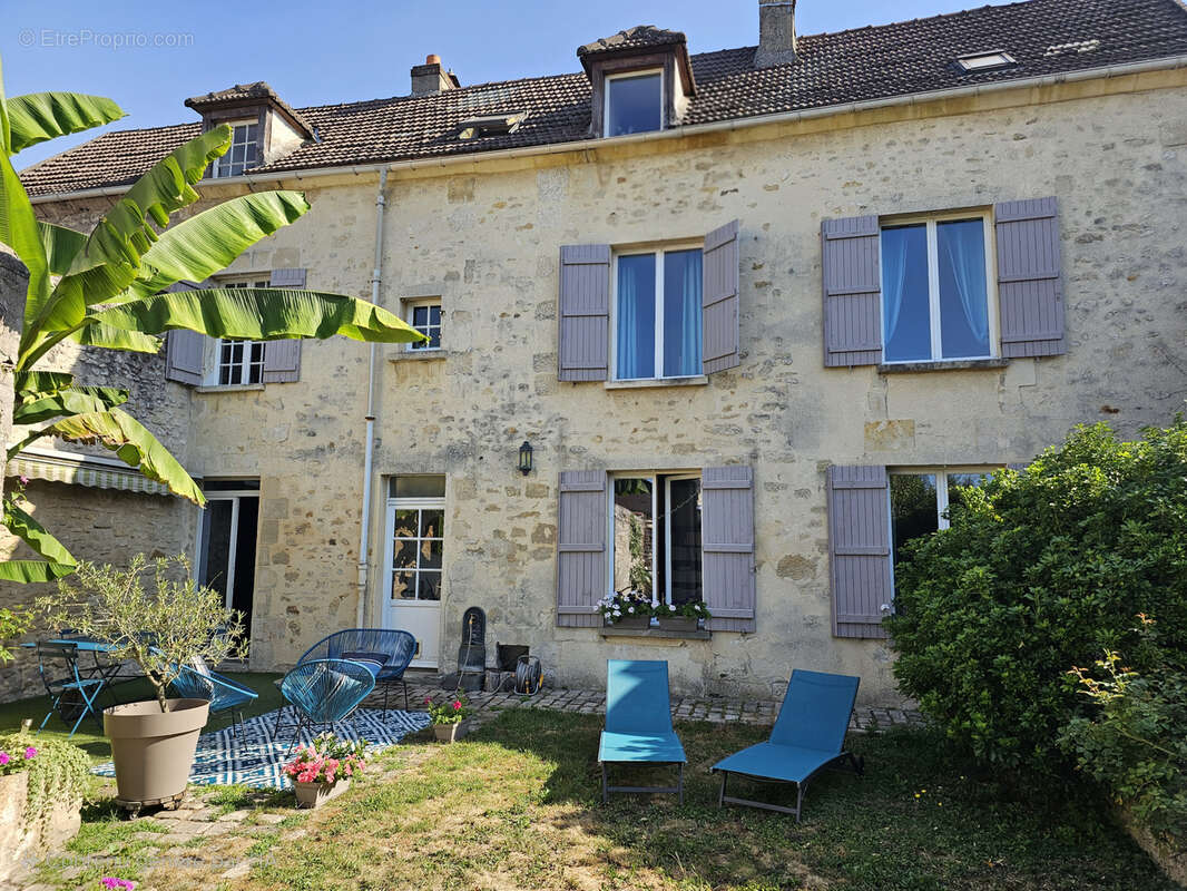 Maison à SENLIS