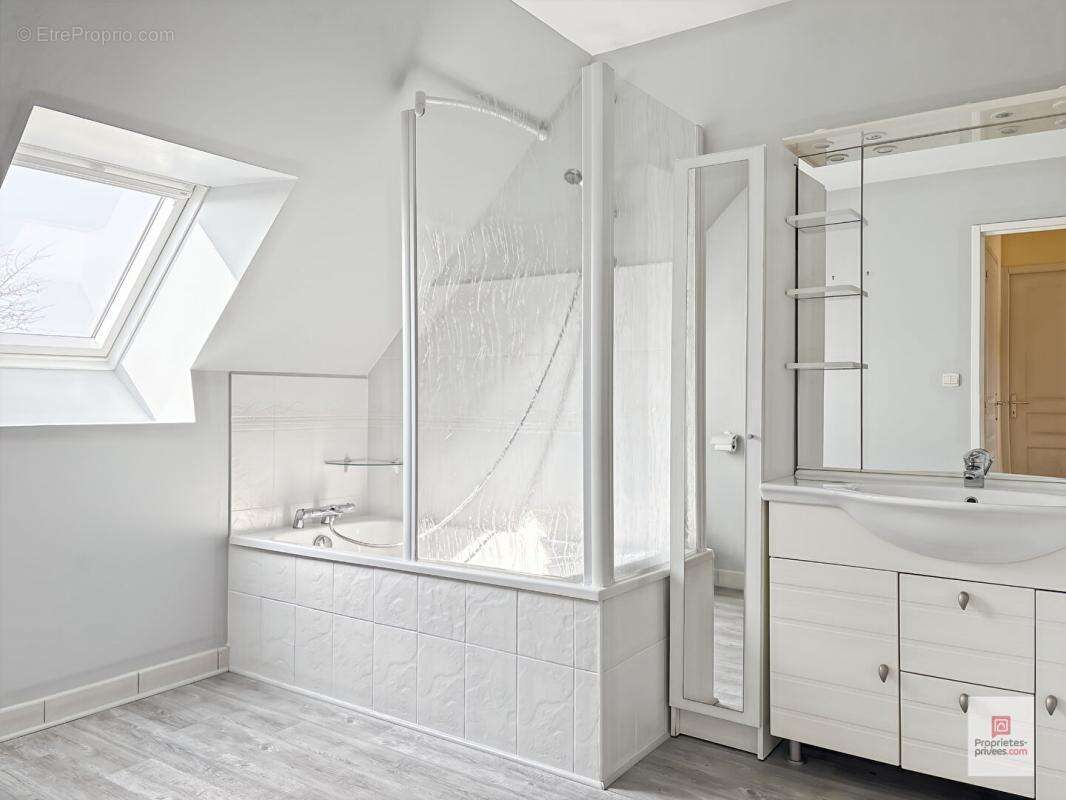 Maison à SABLE-SUR-SARTHE