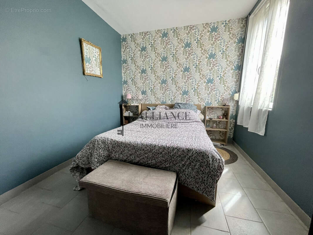 Maison à COURCELLES-LE-COMTE