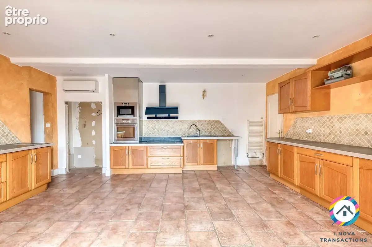 Grande maison familiale à rénover – Sainte-Euphémie (01600) - photo 3