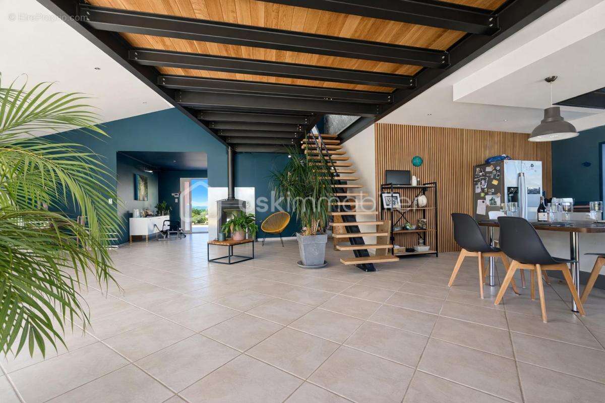 Exclusivité – villa d’architecte de plain-pied – 210 m² – un art de vivre entre lumière, volumes & élégance - photo 6