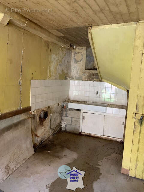 Maison de bourg a renover - photo 3