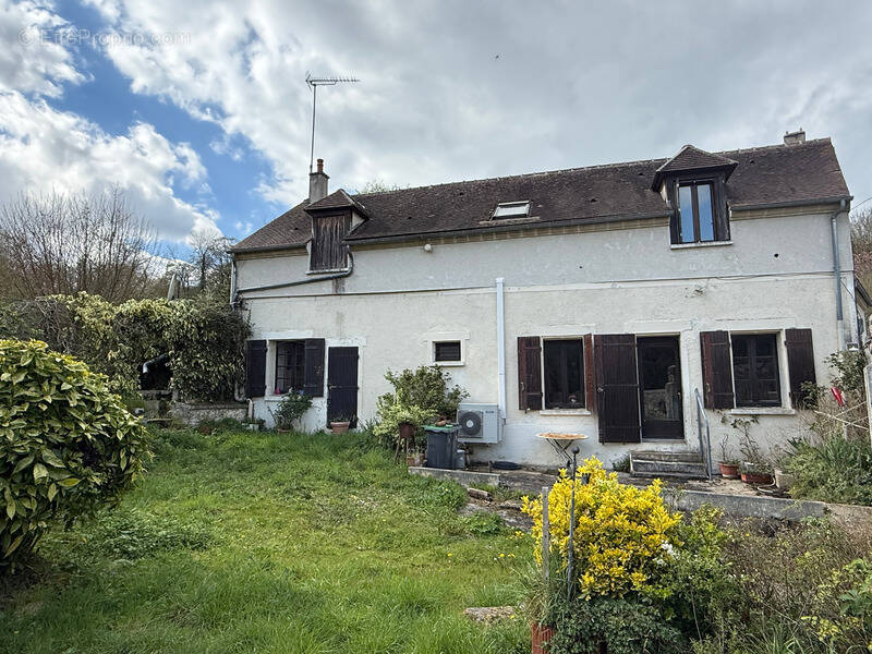 Maison à GRISY-LES-PLATRES