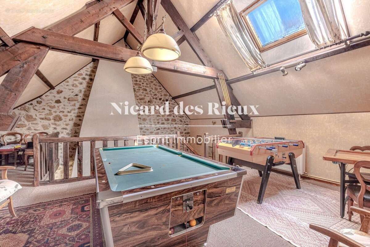 Maison à MONTBOUCHER